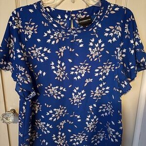 Liz Claiborne Women's Blue and White Floral Blouse